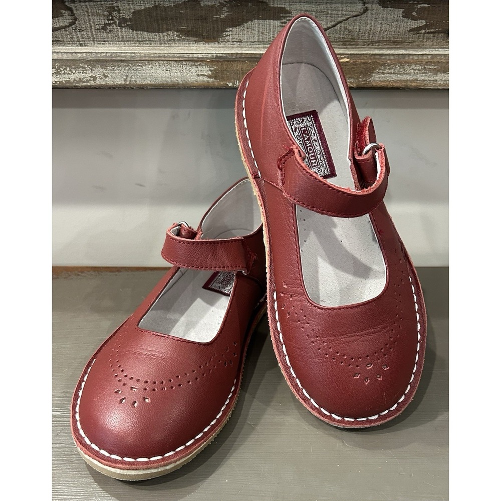 L'Amour Classic Red Leather Mary Jane Shoes Perforated Girls Size 12 NWOB